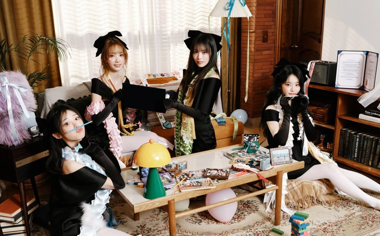 QWER Photocard List & Collection Tracker | Bias Room