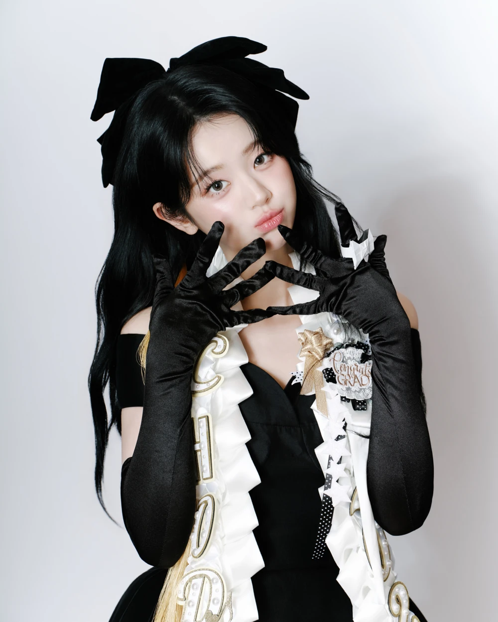 QWER Photocard List & Collection Tracker | Bias Room