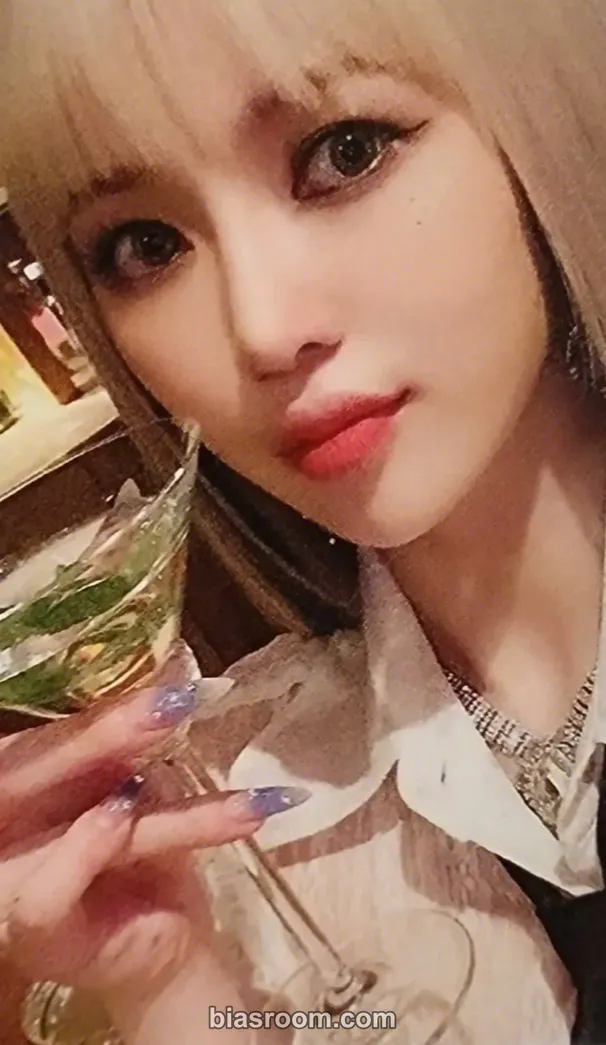 Nature - Sohee - NATURE WORLD : CODE W Album withmuu fansign event