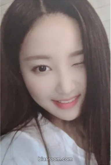MOMOLAND - ΩYeonwoo - Merry-Go-Round Special Goods Other fanclub