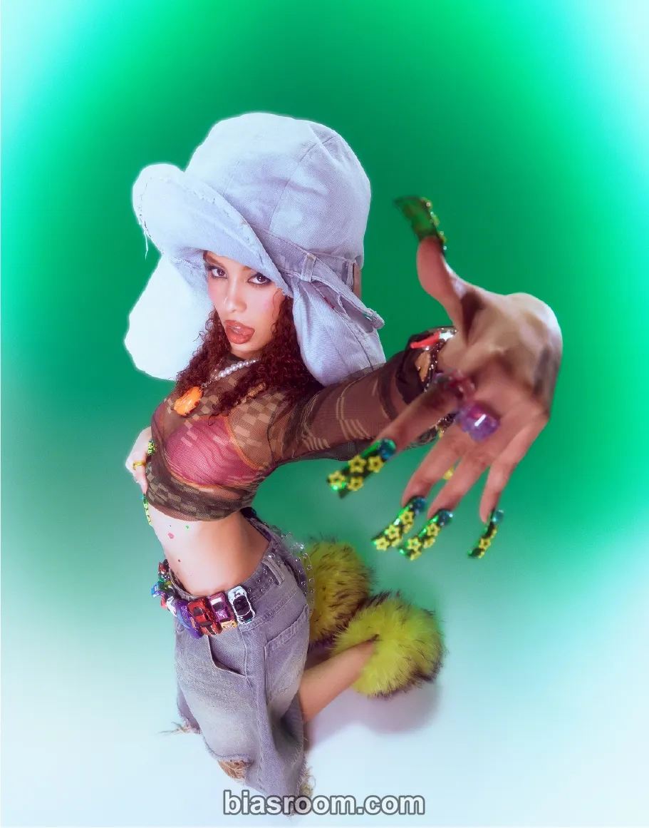 GIRLSET - Savanna - A Little Miss Celebration Event event cafe event photocard set signed special event