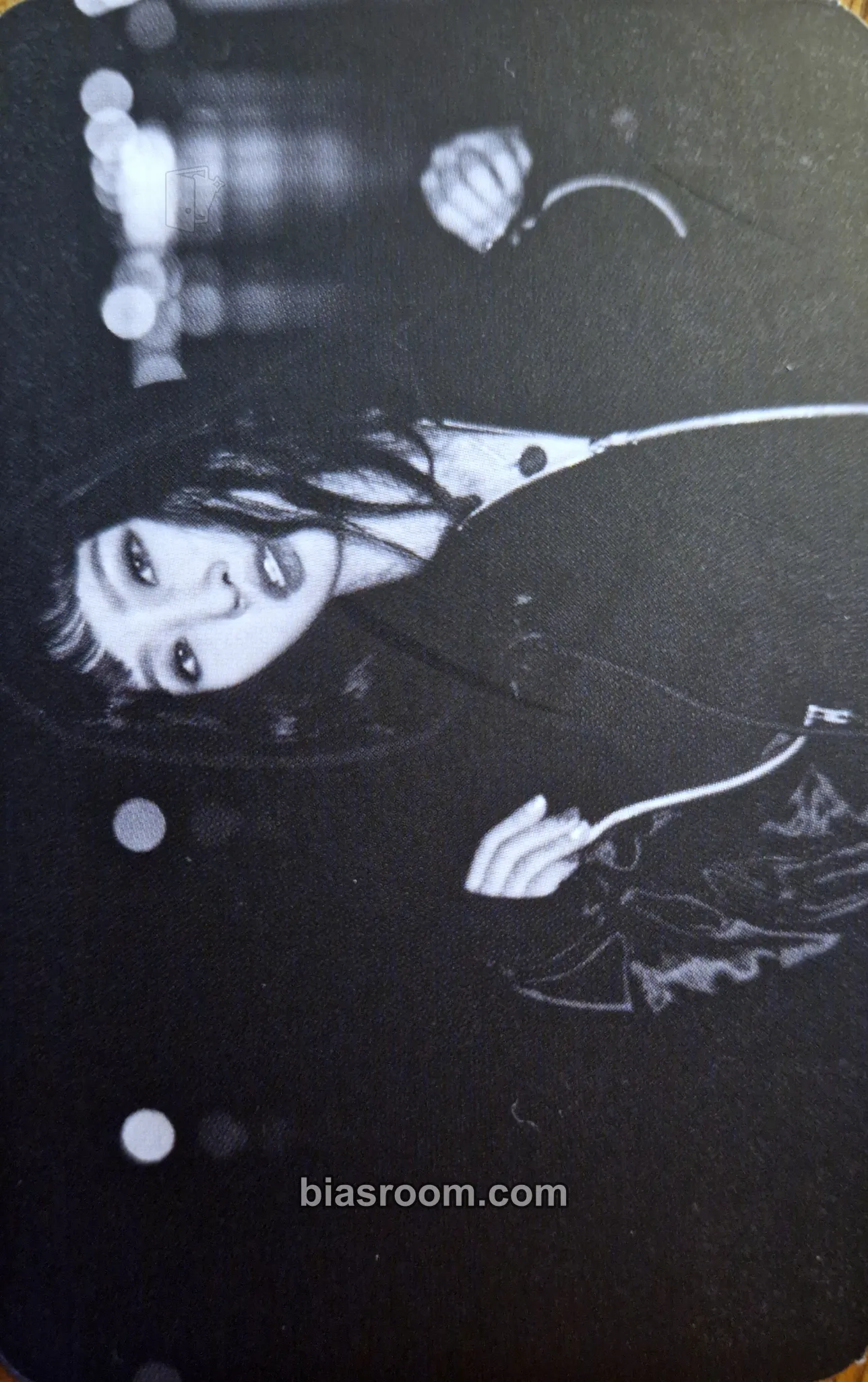 Minzy Photocards (2NE1) | Bias Room