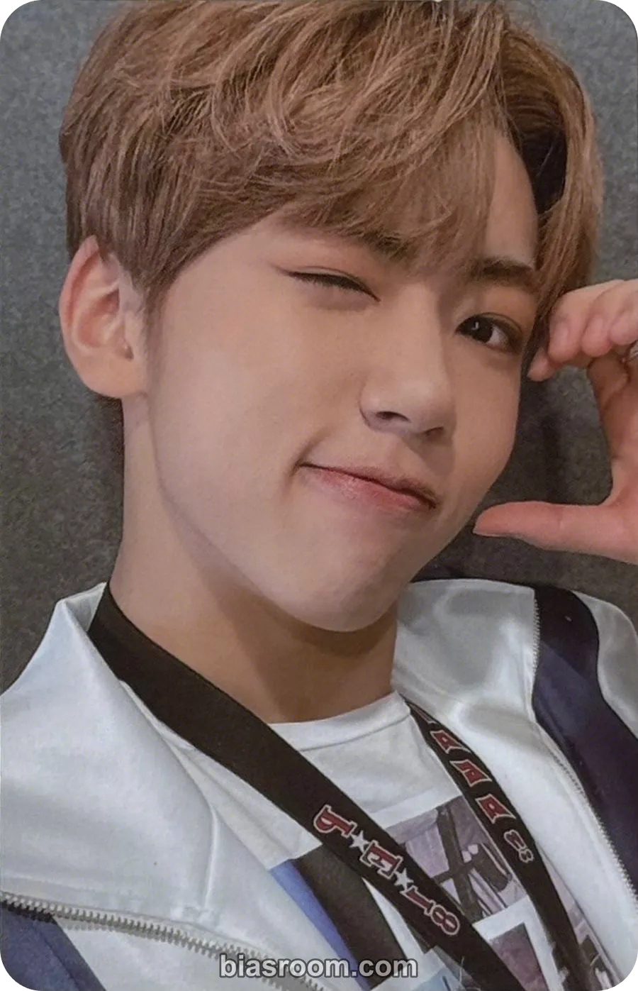 TO1 - Woongki - RE:BORN Album album photocard R version