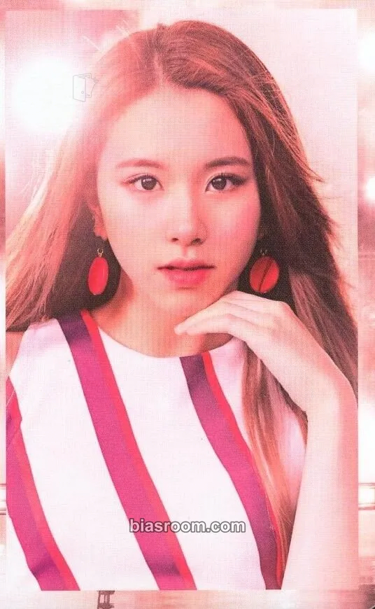 TWICE 