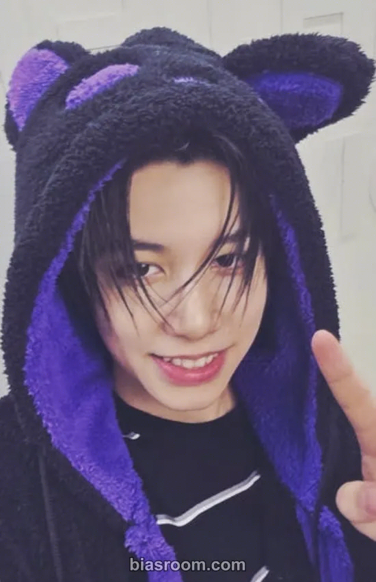 LNGSHOT - Louis - SHOT CALLERS Album makestar video call (fancall)