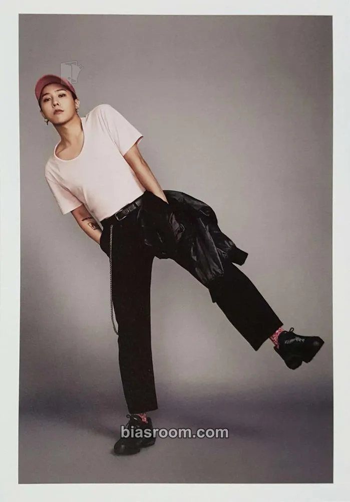 G-Dragon - G-Dragon - G-Dragon x 8 Seconds Other postcard brand collaboration