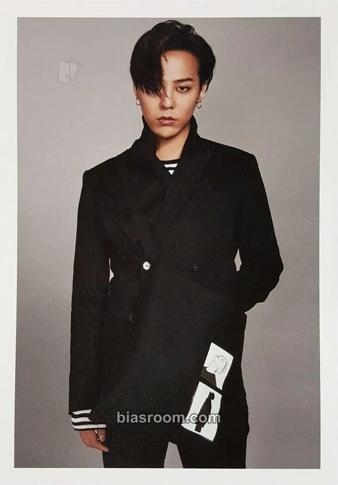 G-Dragon - G-Dragon - G-Dragon x 8 Seconds Other postcard collect book