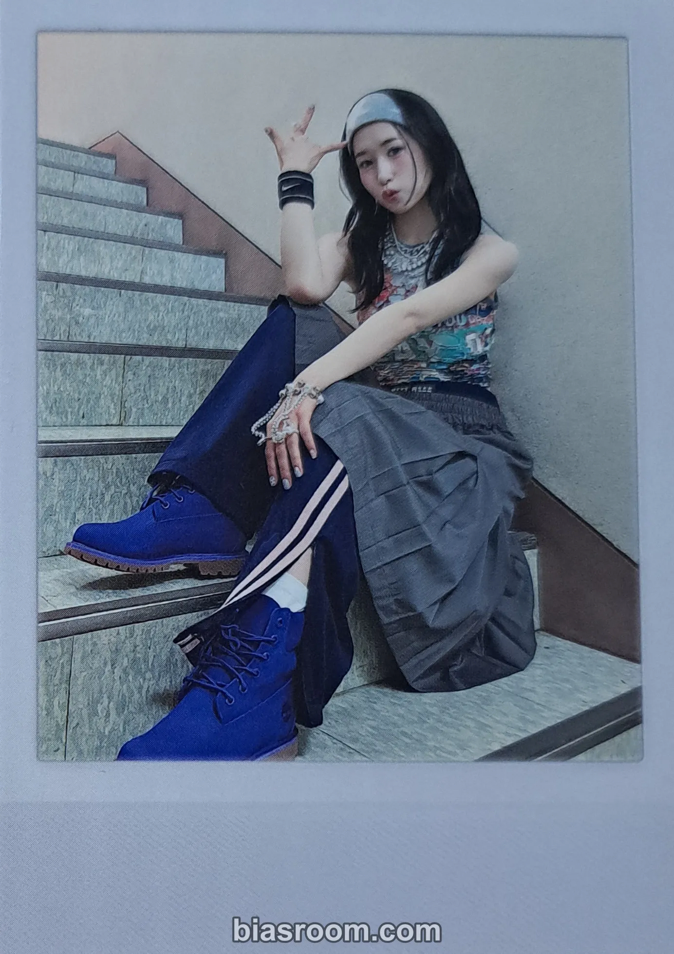 ME:I - Momona - Hi-Five Album album photocard limited edition polaroid