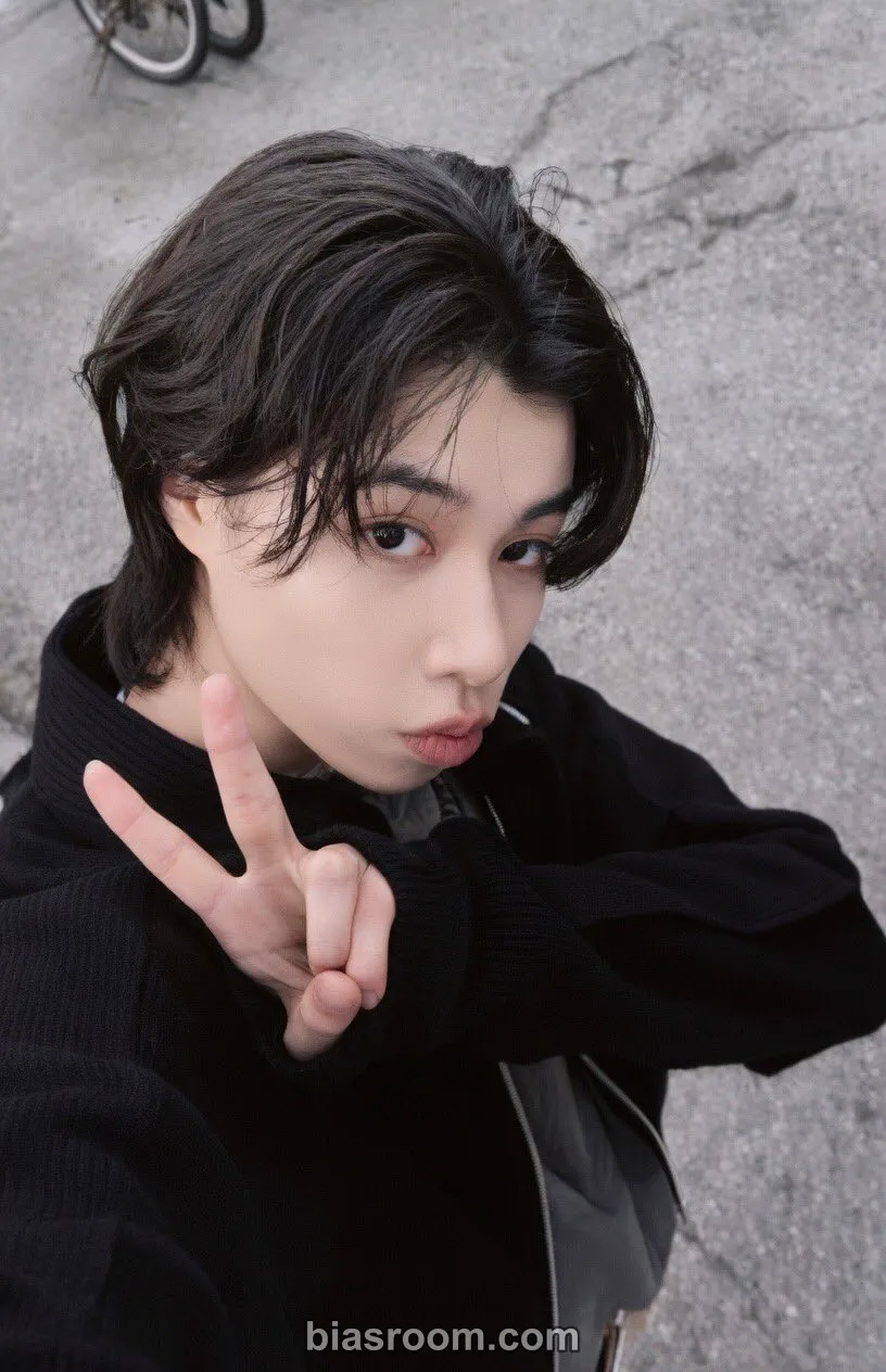 LNGSHOT - Louis - LNGSHOT STICKERS Other