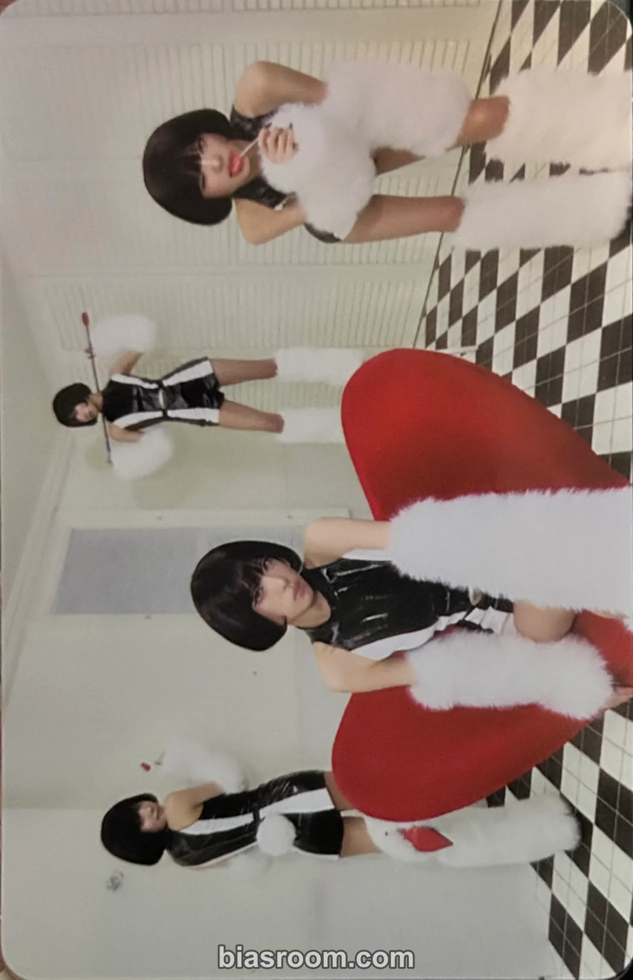 Yena - Yena - Love Catcher Album poca album catch version qr card album inclusion