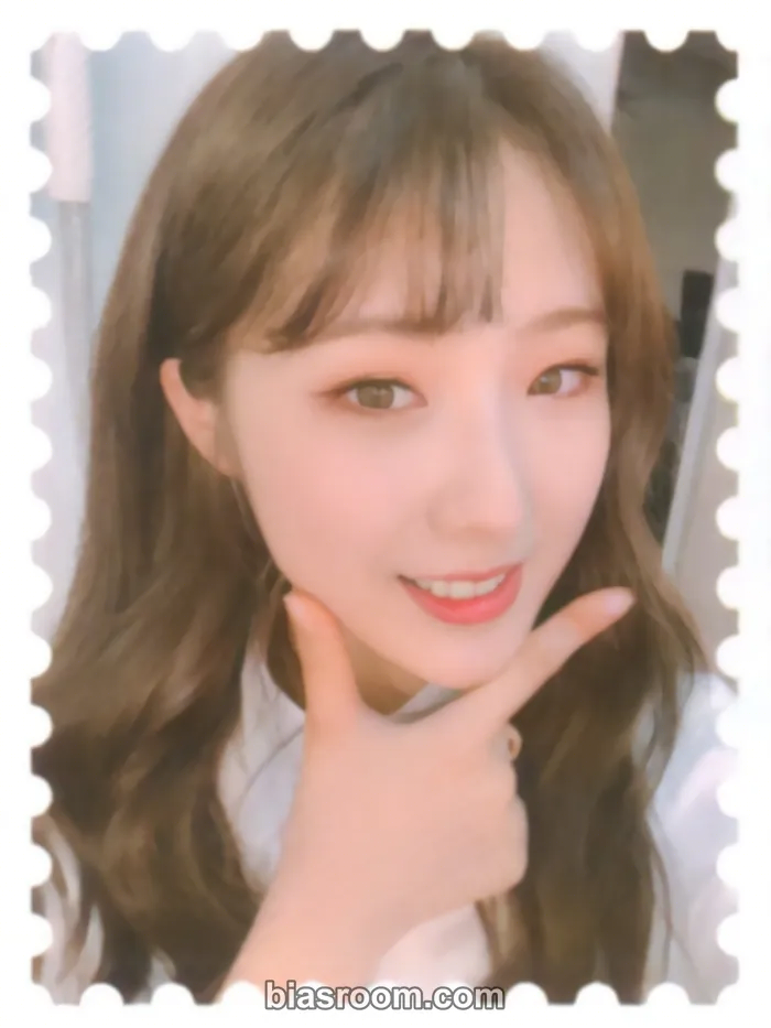 LOONA - HeeJin - LOONA Studio Event stamp