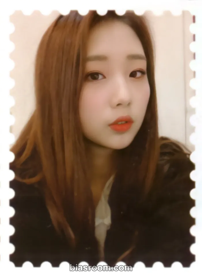 LOONA - HeeJin - LOONA Studio Event stamp