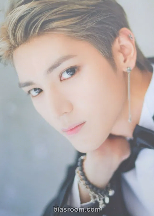 NCT 127 - Doyoung - Dicon Vol.5 'NCT 127 and City of Angel' (Dispatch Magazine) Other japan postcard postcard set magazine