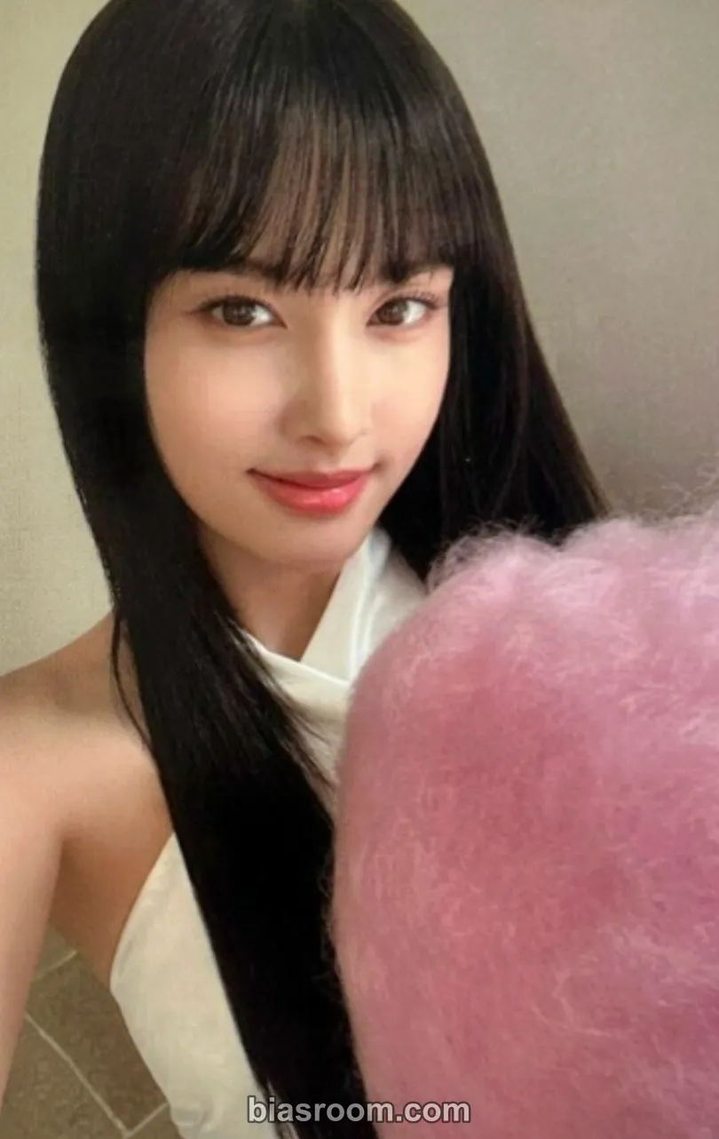 STAYC - Yoon - MEDIHEAL x STAYC 2023 (YOON & ISA) Other brand collaboration special event