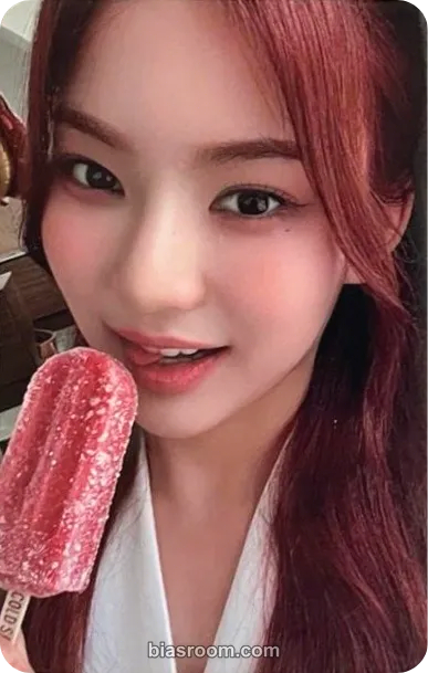 STAYC - Isa - MEDIHEAL x STAYC 2023 (YOON & ISA) Other brand collaboration special event double-sided