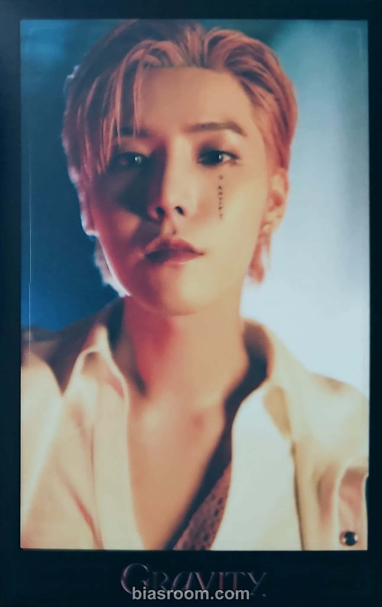 ONEWE - Yonghoon - Gravity Album album inclusion sticker