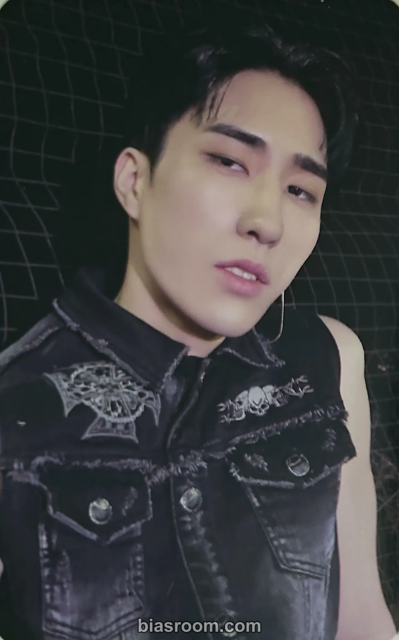 ONEWE - Harin - Timeless (or A Small Room Full of Time) Album album photocard