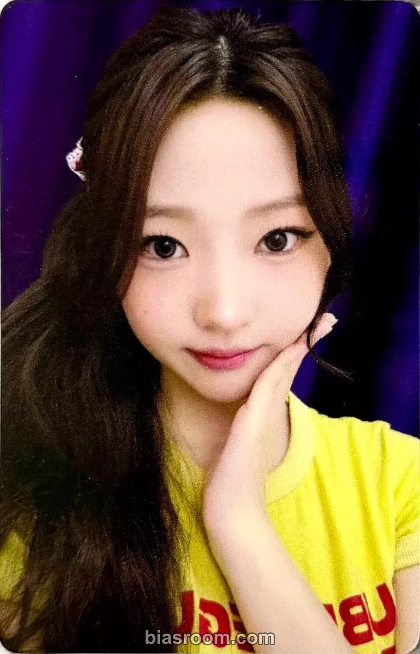 Hearts2Hearts - A-na - The Chase Album withfans / yizhiyu (yzy) fansign round 2 winner benefit