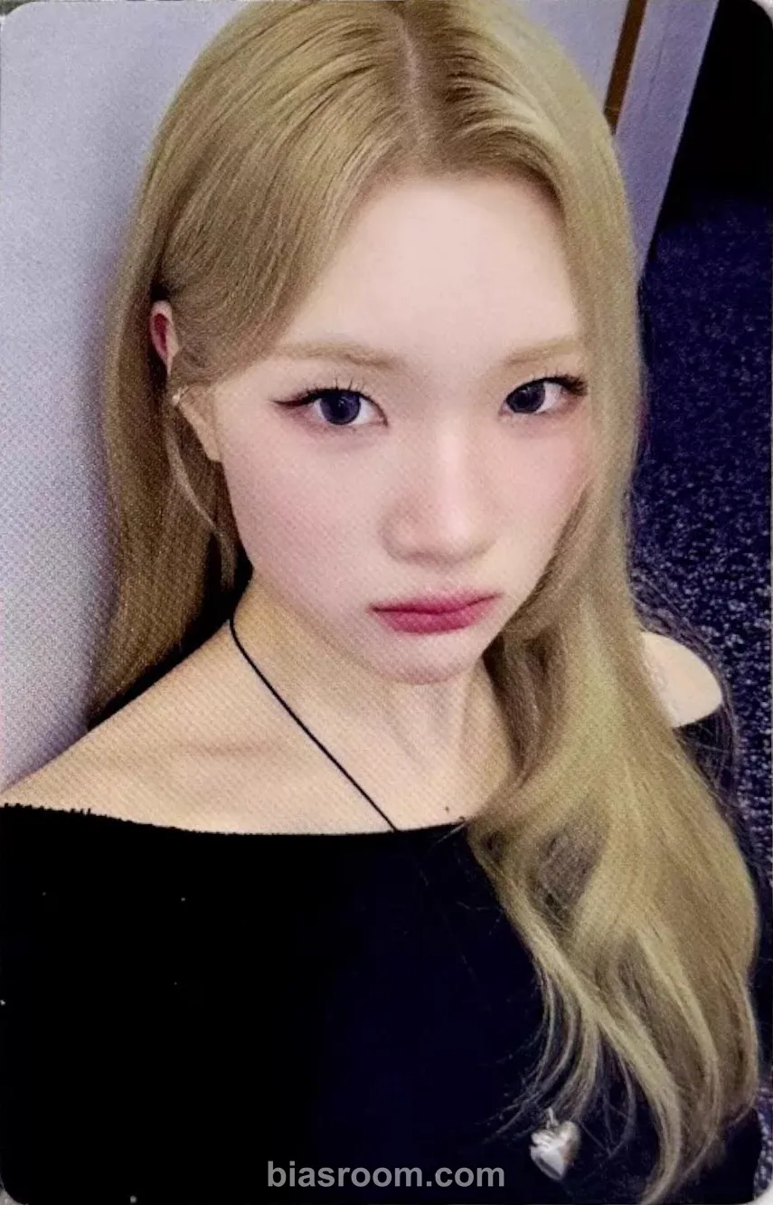 Hearts2Hearts - Juun - The Chase Album withfans / yizhiyu (yzy) fansign round 2