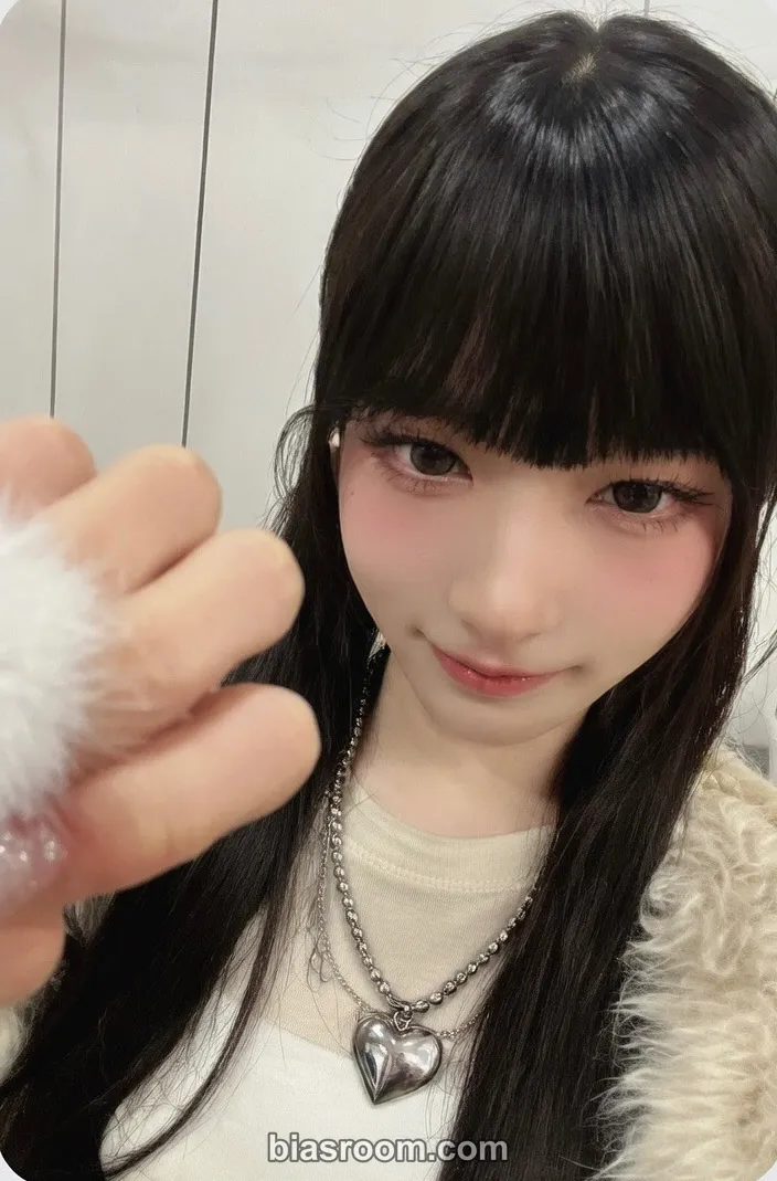 IVE - Leeseo - REVIVE+ Album musicart (music art) lucky draw round 2