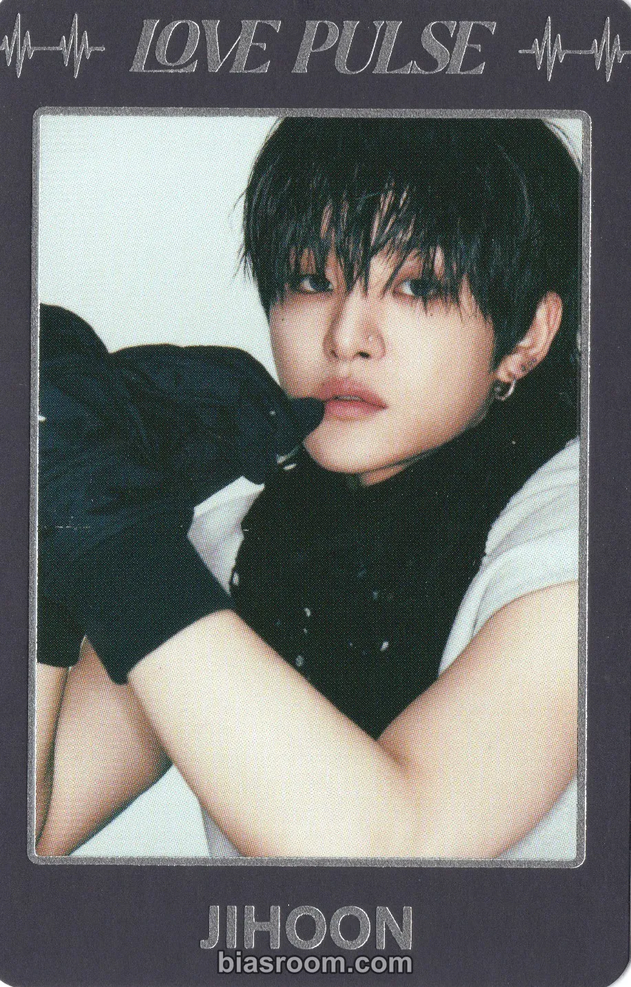 TREASURE - Jihoon - LOVE PULSE Album trading card D version