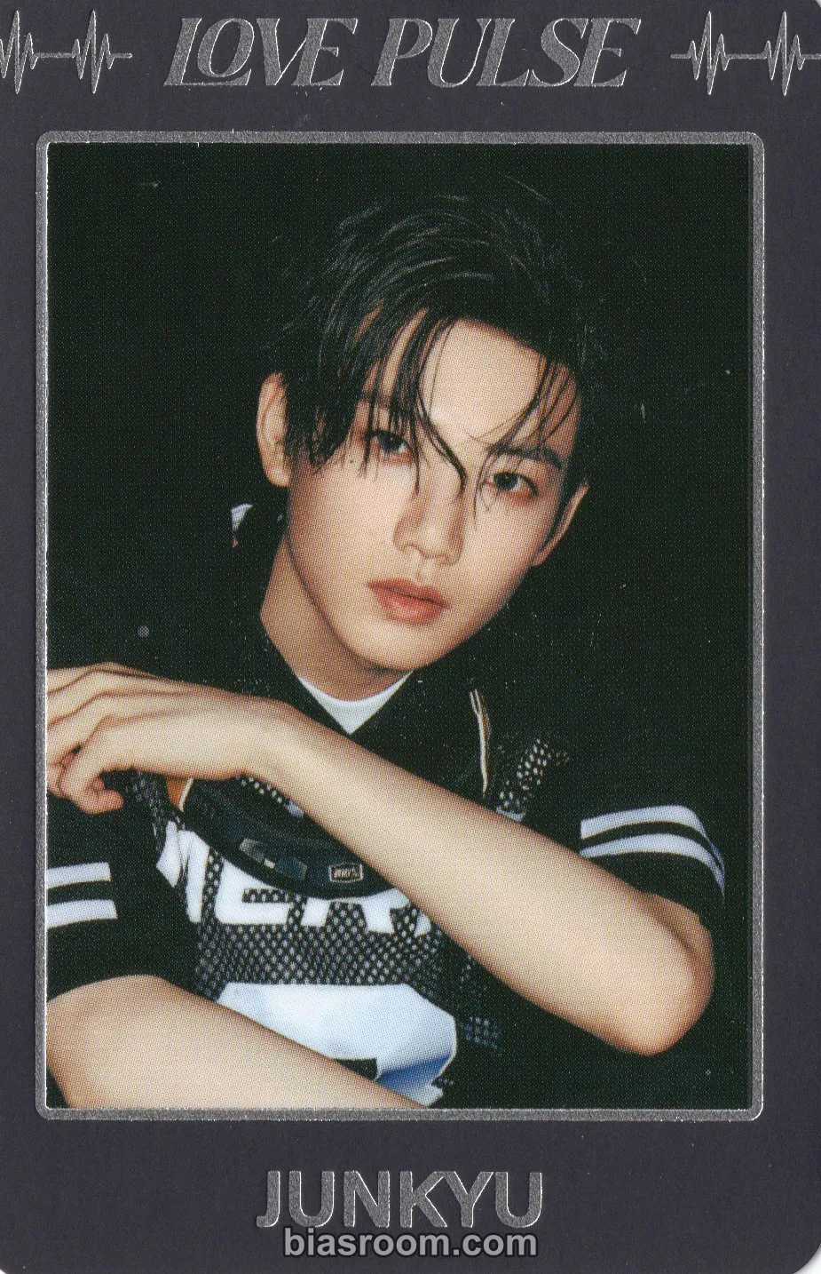 TREASURE - Junkyu - LOVE PULSE Album trading card D version