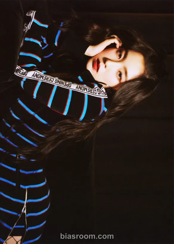 Red Velvet - Irene - The Perfect Red Velvet Album postcard postcard set merch