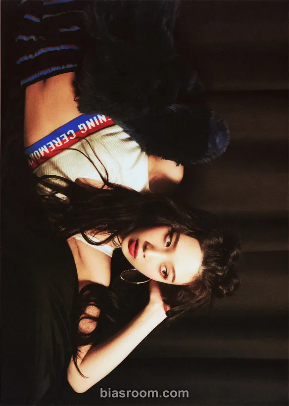 Red Velvet - Irene - The Perfect Red Velvet Album postcard postcard set merch