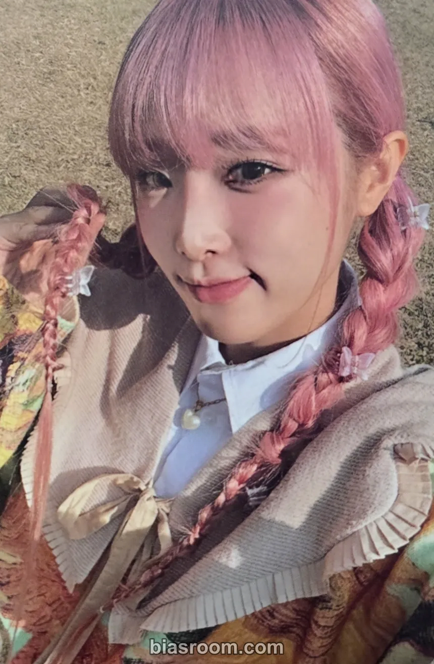 Yena - Yena - Tell, Re, Fa, Si 🎵 - 2024 Season's Greetings Other trading card