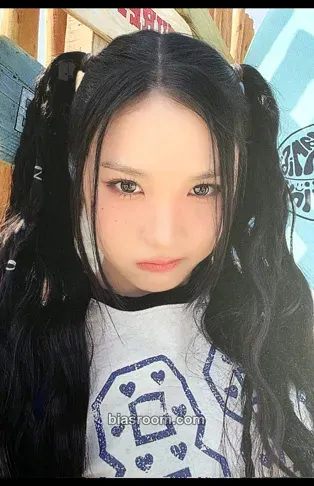 Sullin Photocards (tripleS) | Bias Room
