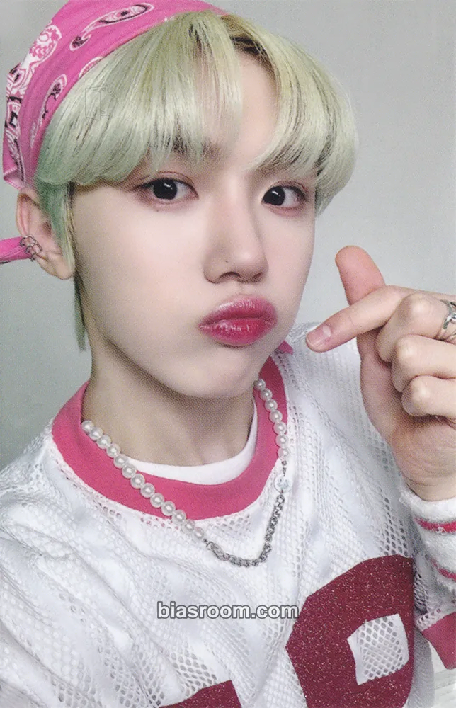 Seongmin Photocards (CRAVITY) | Bias Room