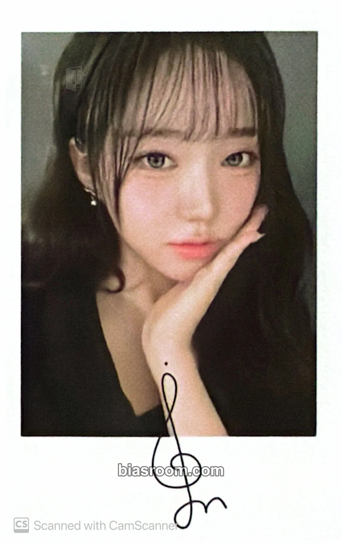 Shion Photocards (tripleS) | Bias Room