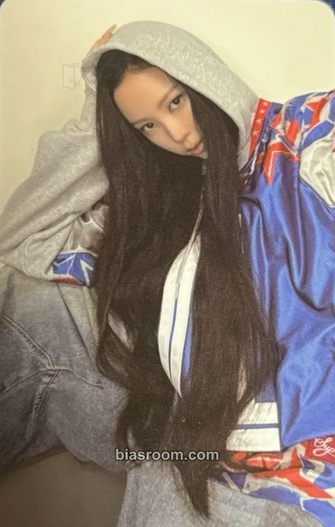 Narin Photocards (MEOVV) | Bias Room