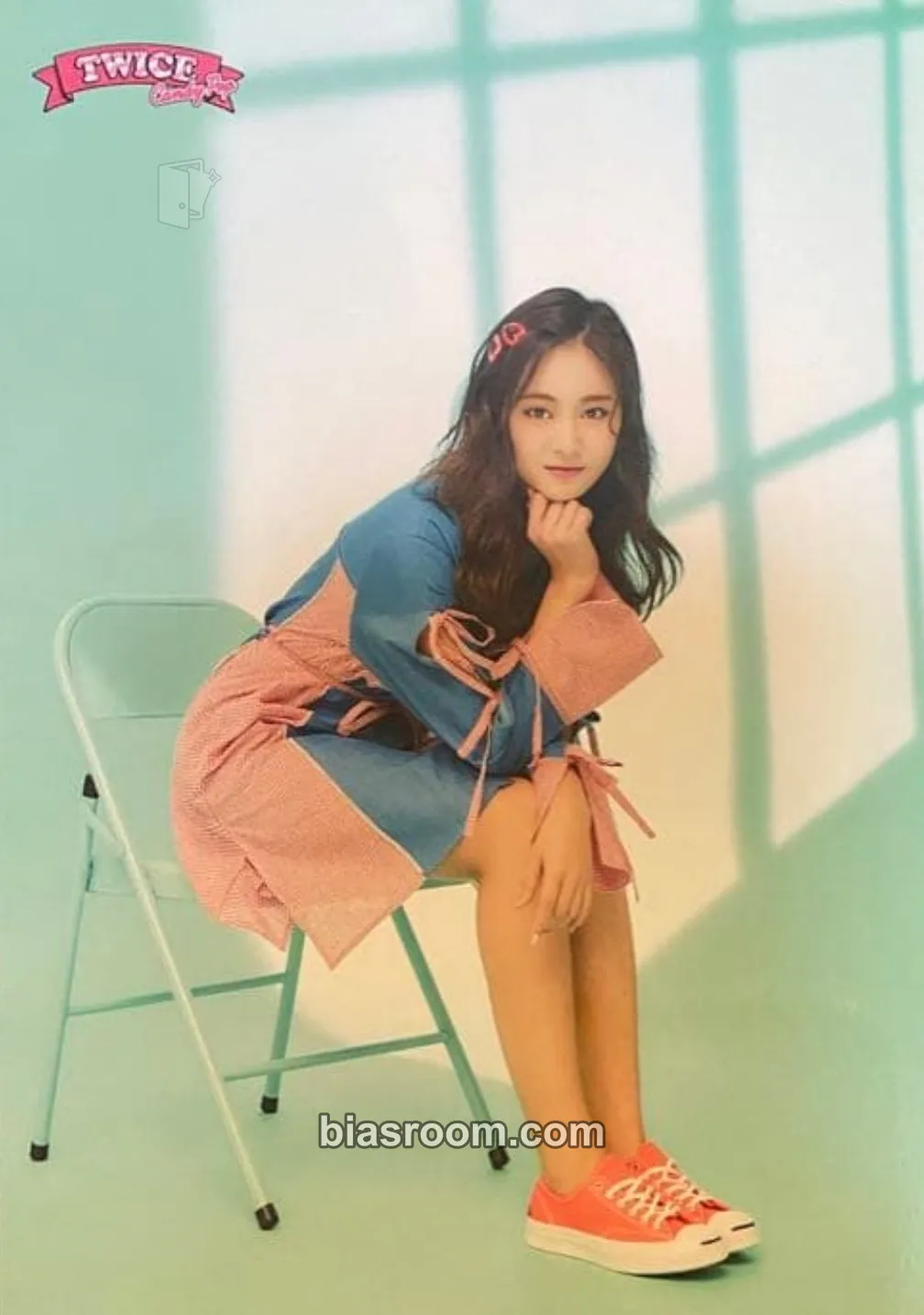 TWICE 