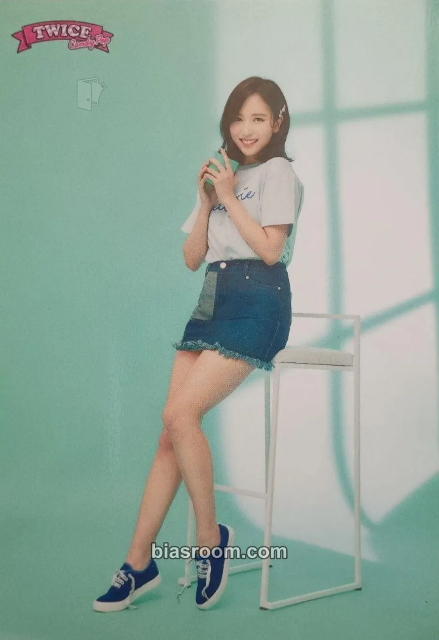 TWICE 