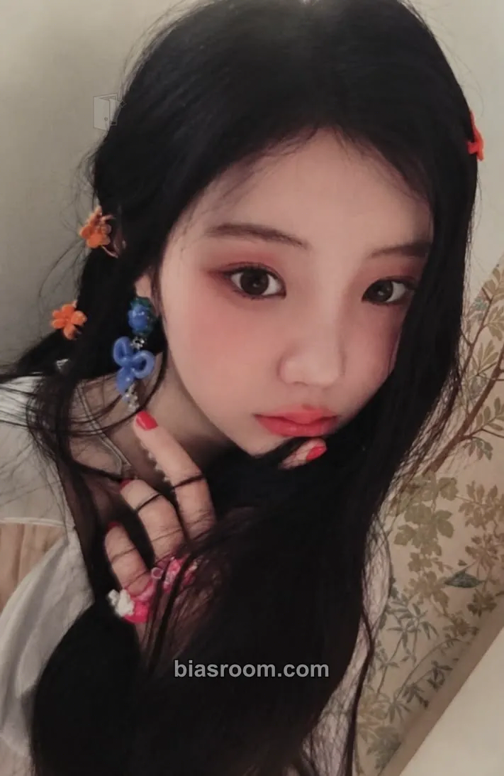 Wonhee Photocards (ILLIT) | Bias Room