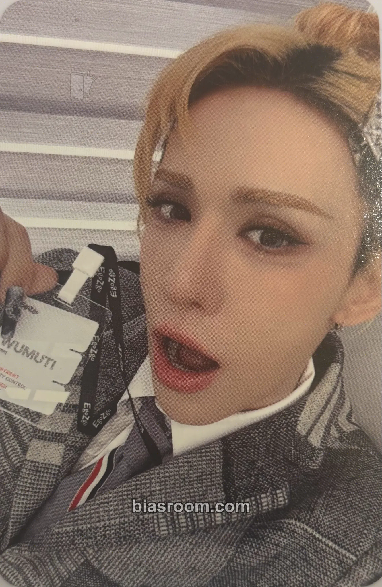 Wumuti Photocards (XLOV) | Bias Room