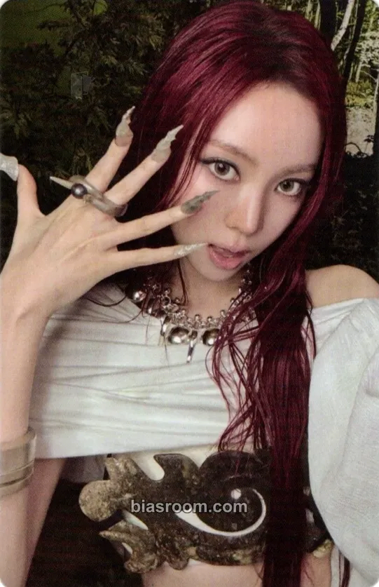 Narin Photocards (MEOVV) | Bias Room