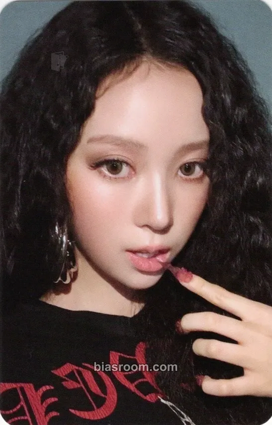 Narin Photocards (MEOVV) | Bias Room