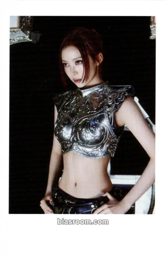 Narin Photocards (MEOVV) | Bias Room